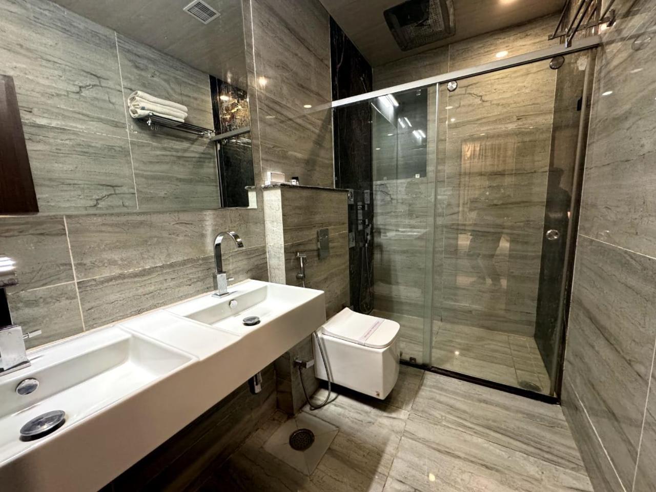 Hotel River Rhythm Assi Ghat Waranasi Zewnętrze zdjęcie